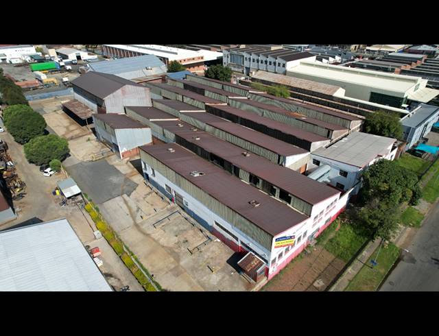 7,786M² FACTORY TO LET IN STEELEDALE